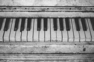 Tenor clef explained: learn notes, symbols & how to read it tenor clef notes