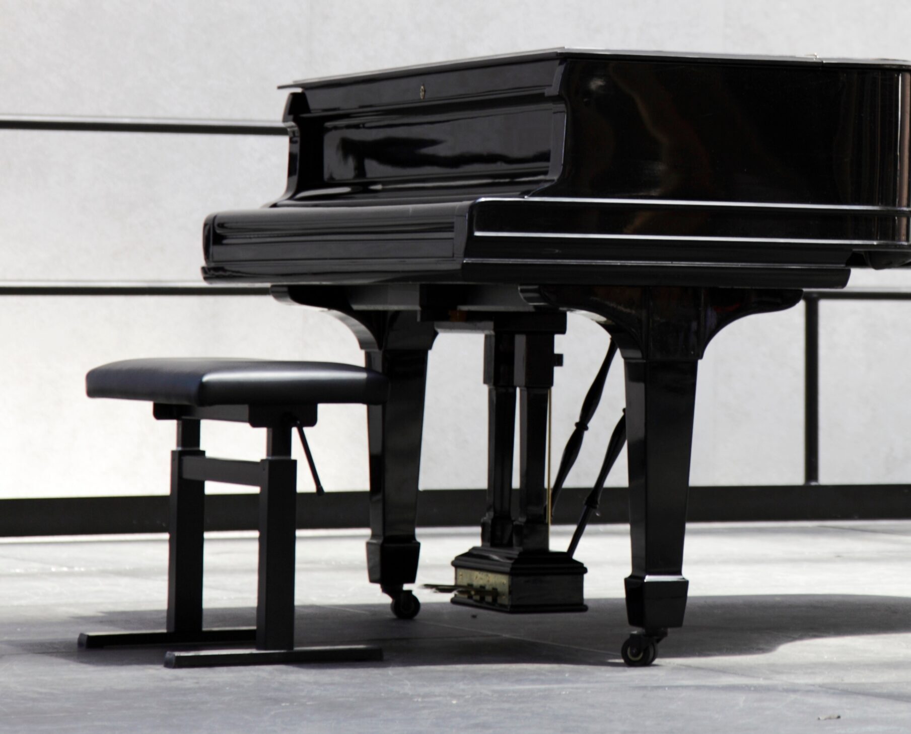 piano bench height